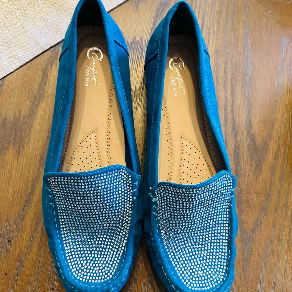 Comfort Brand Women's teal suede Loafers